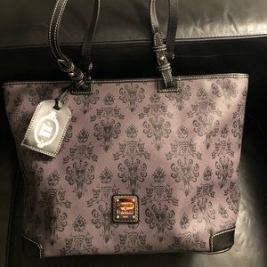 Dooney & Bourke 1975 ladies bag